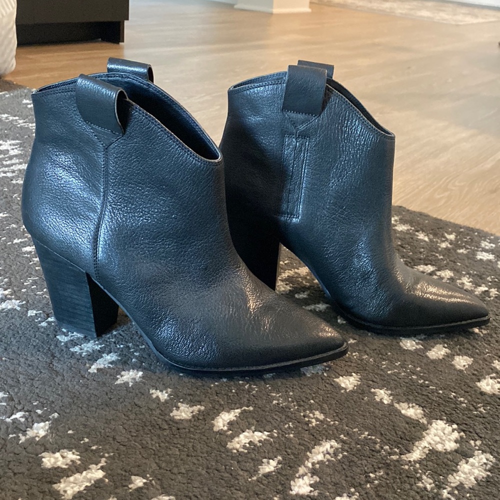 Lucky Brand Black Bootie, Sz 9.5